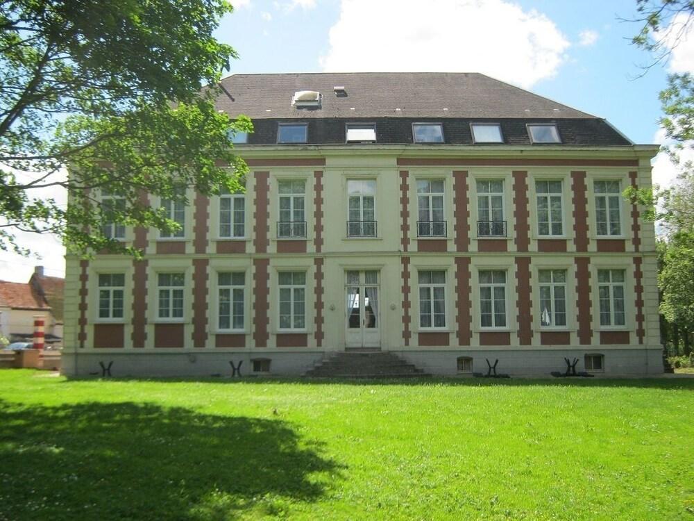 Chateau De Moulin Le Comte Aire-sur-la-Lys Zewnętrze zdjęcie